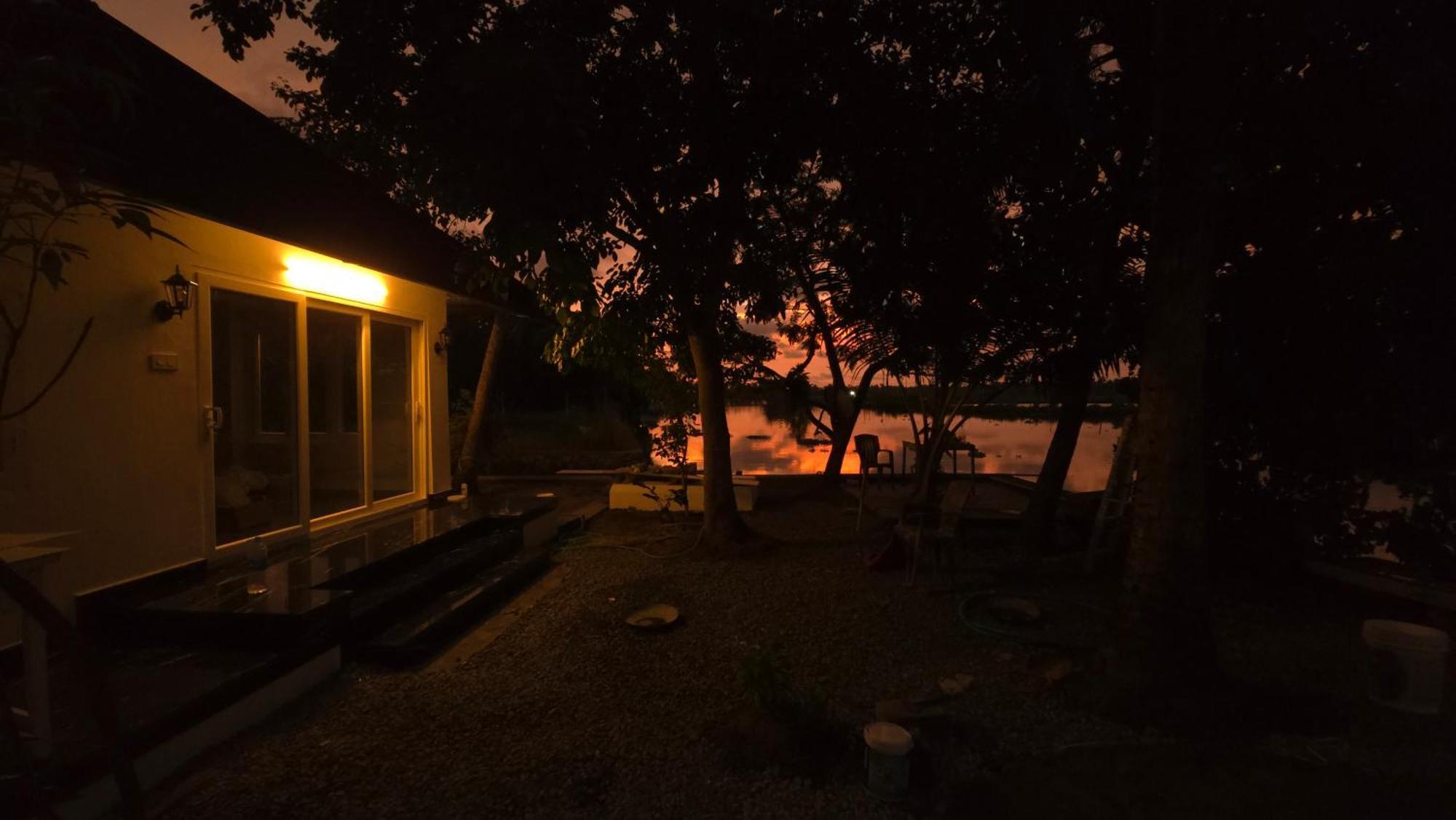Pradeep'S Backwater Villa Kochi エクステリア 写真
